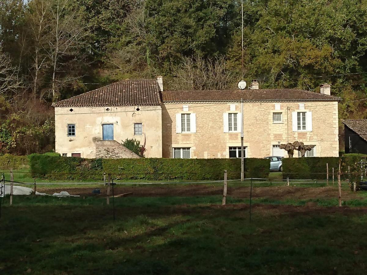 Bed and Breakfast Aux Vieux Fours Noaillac Exterior foto